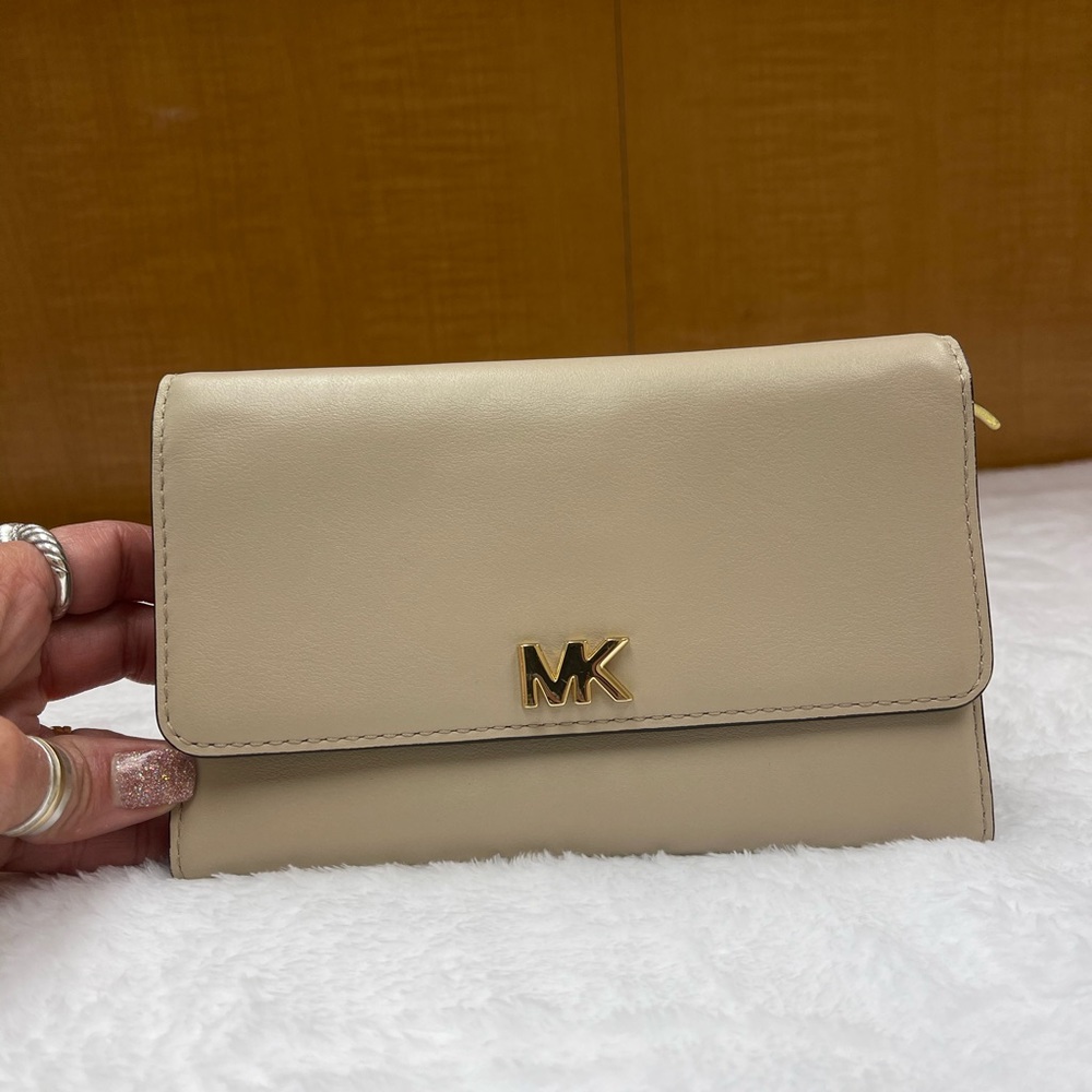 Michael Kors tri fold wallet